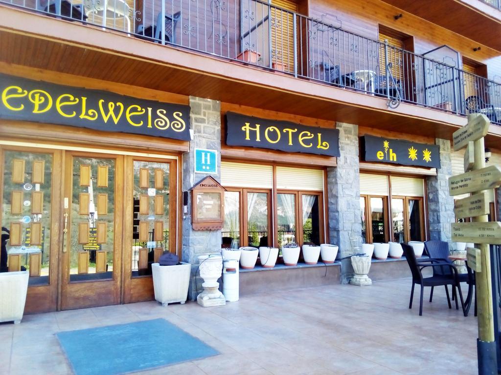 Edelweiss Hotel Torla Eksteriør billede